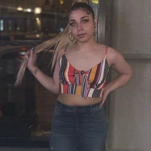 Meet your Posher, Janiry